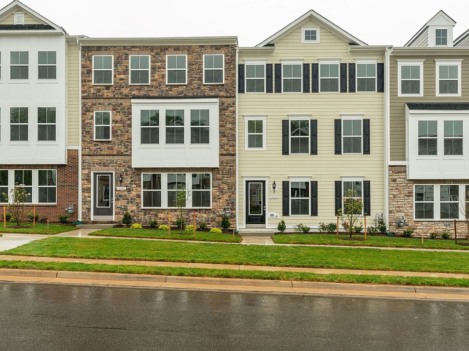 Luxurious Townhomes