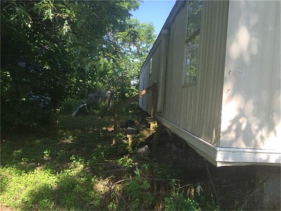 4th image of 1602 Avenue A