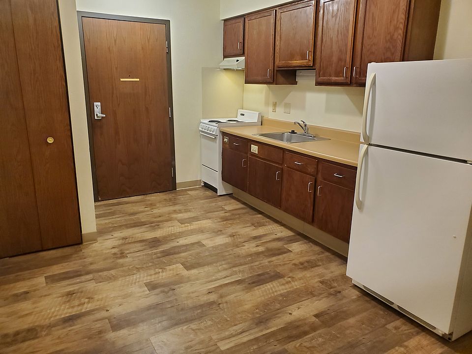 1st image of 622 S Court St APT 108