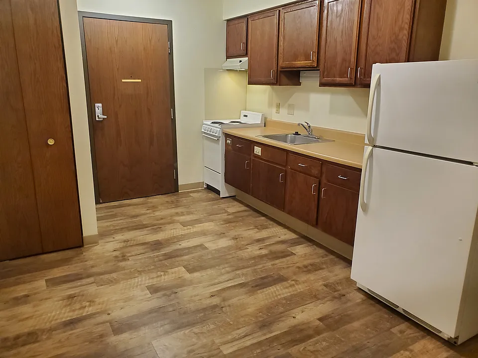 622 S Court St #108