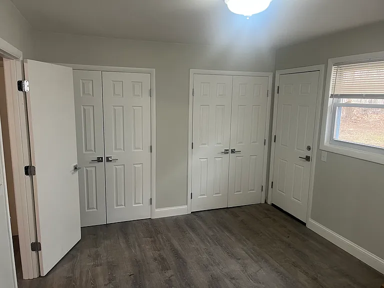 Hudson Valley Apartments — Photo 6