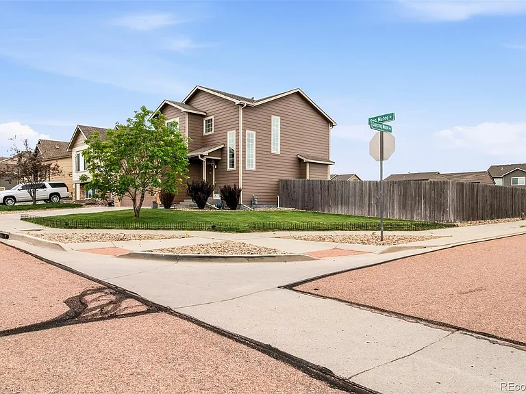 6005 San Mateo Dr — Photo 3