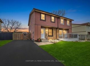 351 Pompano Ct, Oshawa, ON L1K1M9