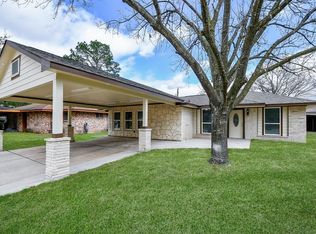 8410 Rockcliff Dr, Houston, TX 77037