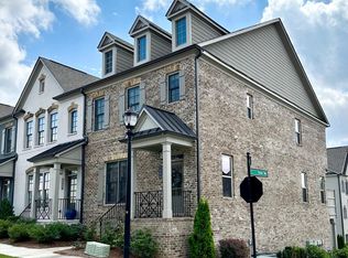 1880 Skyfall Cir, Atlanta, GA 30319