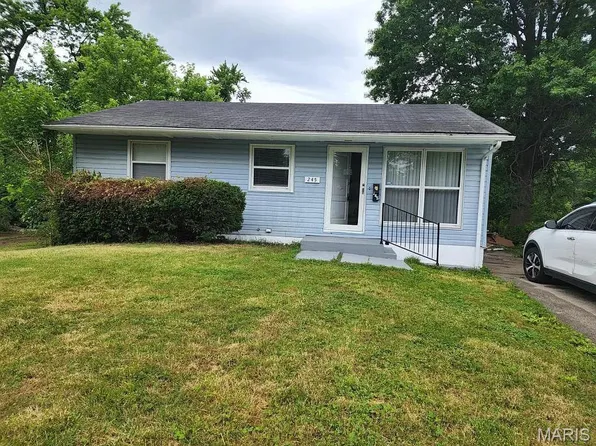 245 Grampian Rd, Saint Louis, MO 63137