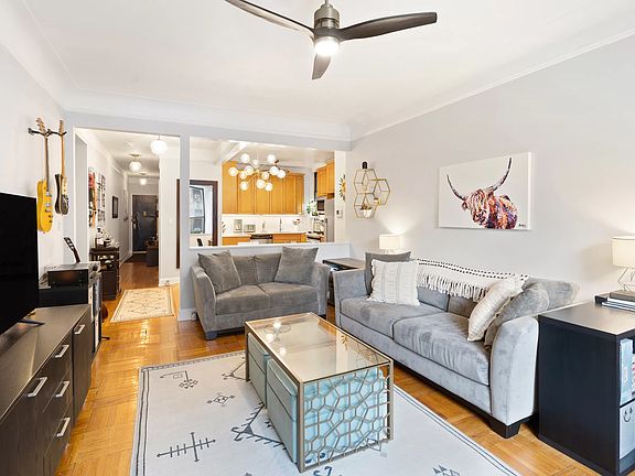 3rd image of 447 Fort Washington Ave APT 21
