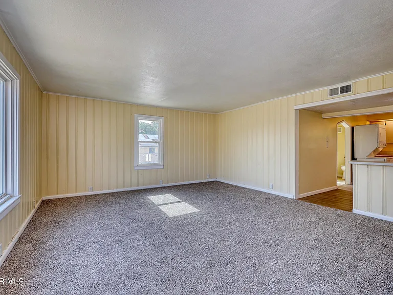 4408 Arlen Ave — Photo 5