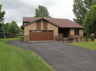 5723 Cardinal Ct, Saint Cloud, MN 56303
