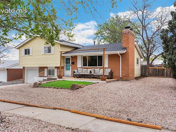 4th image of 2327 Condor St