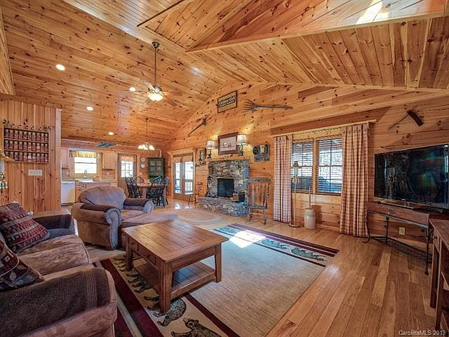 1st image of 448 Little Creek Ln