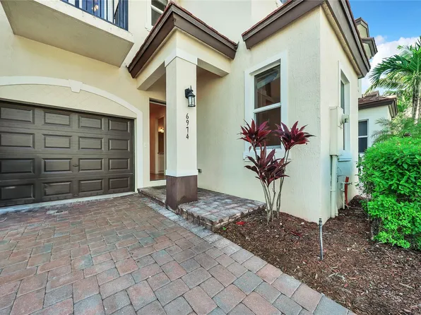 6974 Long Pine Cir, Pompano Beach, FL 33073