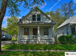 645 S 19th St, Lincoln, NE 68508