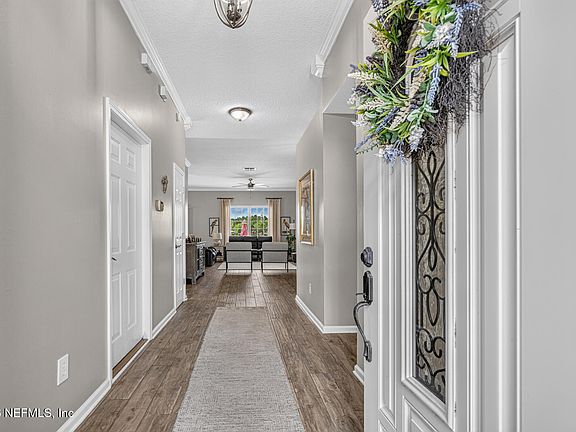 4th image of 12156 CEDAR TRACE Drive N