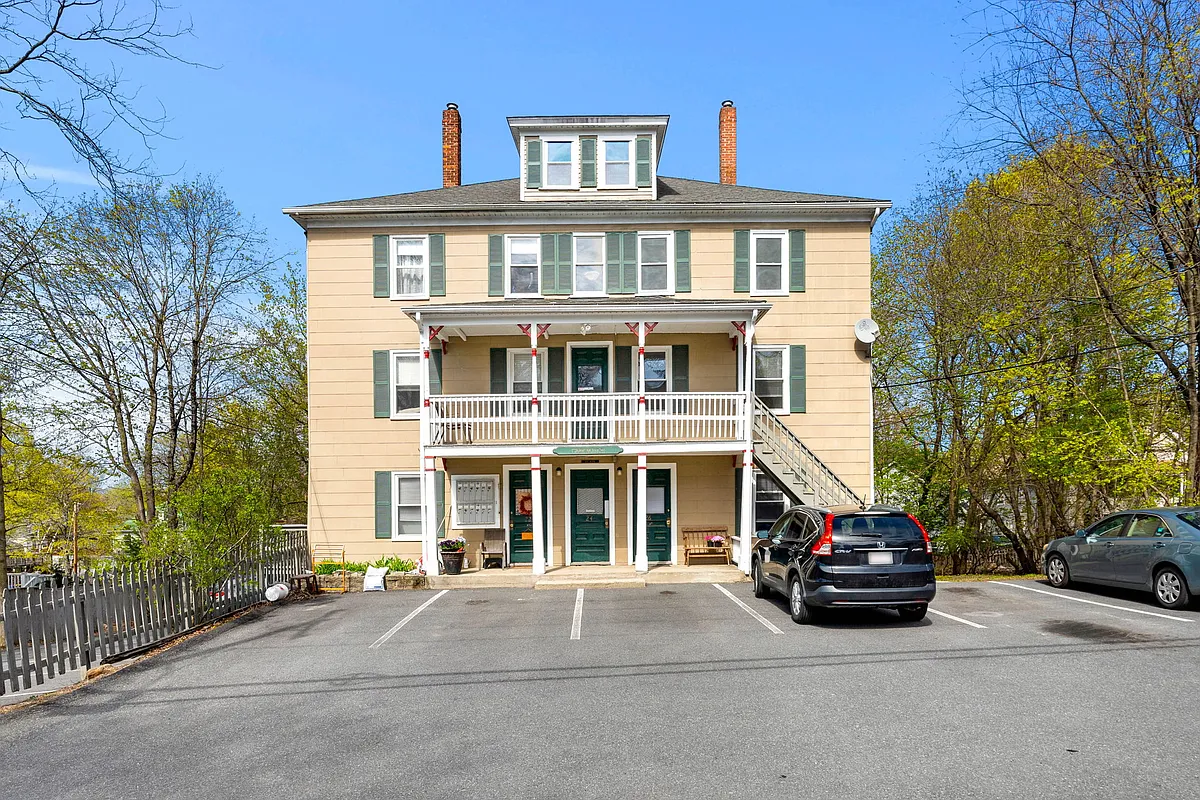 Building Photo - 22-26 Waltham St #A2