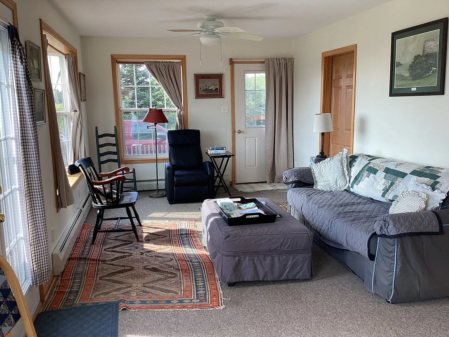 Charming 1BR House in Lubec — Photo 3