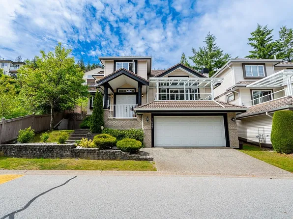 1687 Plateau Cres, Coquitlam, BC V3E 3B3