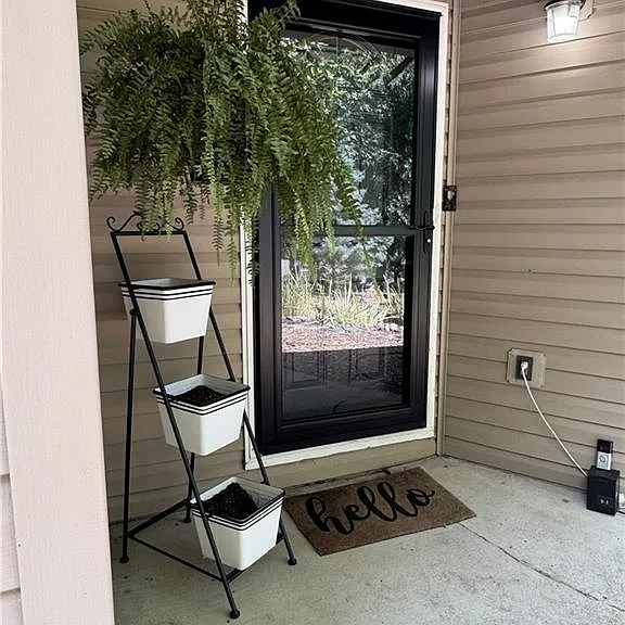 3492 Point View Cir — Photo 9