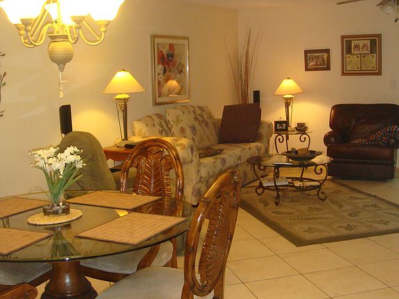 Dining (front) Living (back)