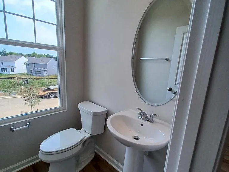 182 Coolidge Ave — Photo 3