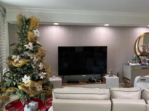 20941 NE 37th Ct, Aventura, FL 33180