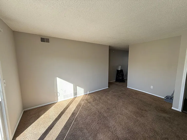 7305 N Moberly Dr #B — Photo 13