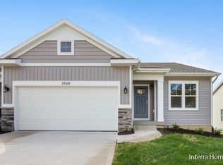 2924 Veld Creek Dr #34, Rockford, MI 49341