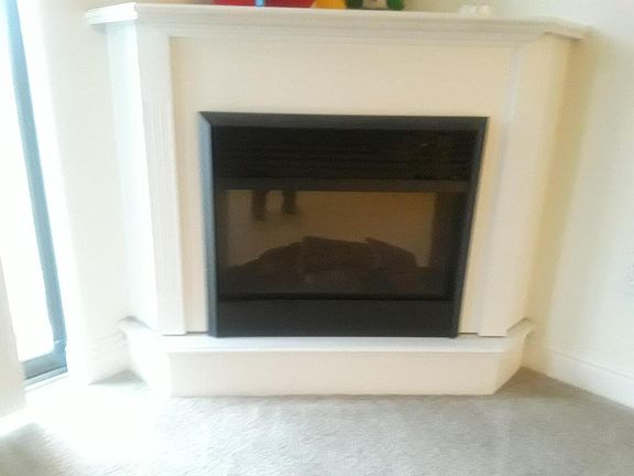 3rd image of 3800 Rosemont Blvd #113A
