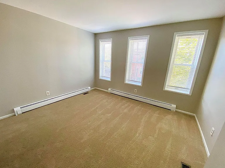 1309 Hull St — Photo 12