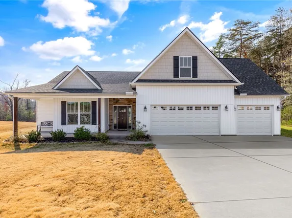 119 Inlet Pointe Dr, Anderson, SC 29625
