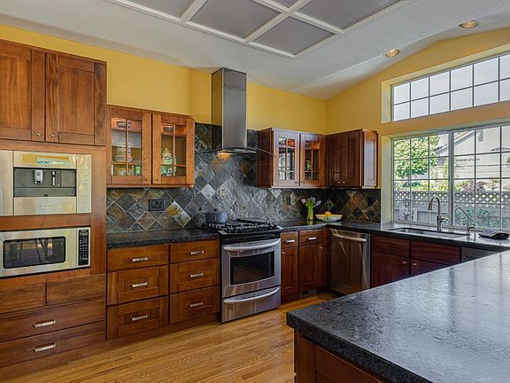 3rd image of 103 Dublin Ct