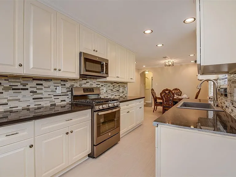 11038 Waxwing St — Photo 1