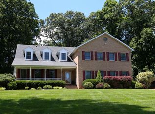 24348 Hilton Pl, Gaithersburg, MD 20882