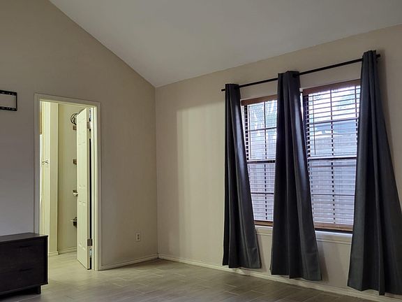 5th image of 2024 Nightingale Ave