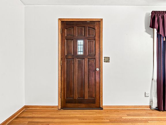 5th image of 181 Ridgeview Rd NW