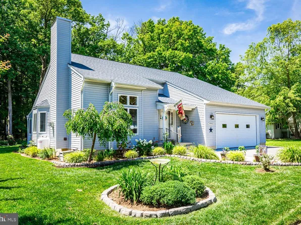 4940 W End Ave, Shady Side, MD 20764