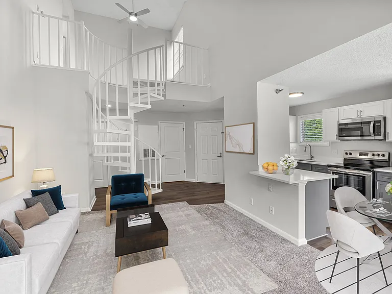 Cambridge Apartments — Photo 35