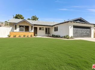 23335 Schoolcraft St, West Hills, CA 91307