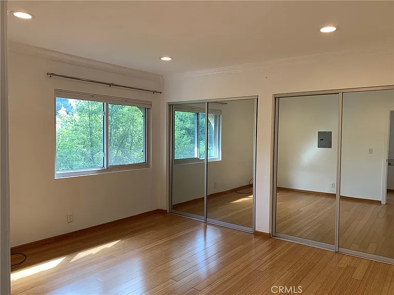 3220 Altura Ave #305 — Photo 12