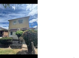 8643 S State St, Chicago, IL 60619