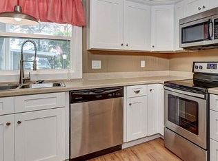 131 Sycamore Ln, Lake Helen, FL 32744