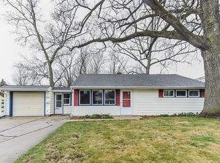 120 Orchard Ln, Dekalb, IL 60115