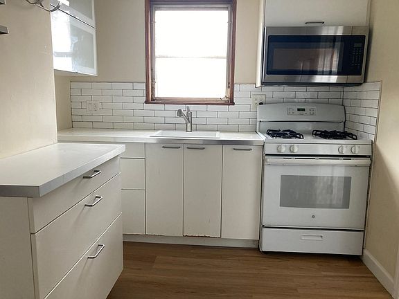 2nd image of 6 Witherspoon St Floor 2