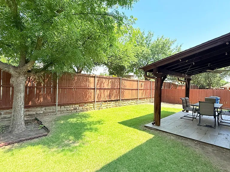 8414 Nicholson Dr — Photo 33