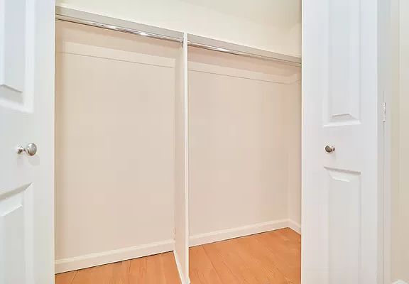 5th image of 306 E 91st St #4B