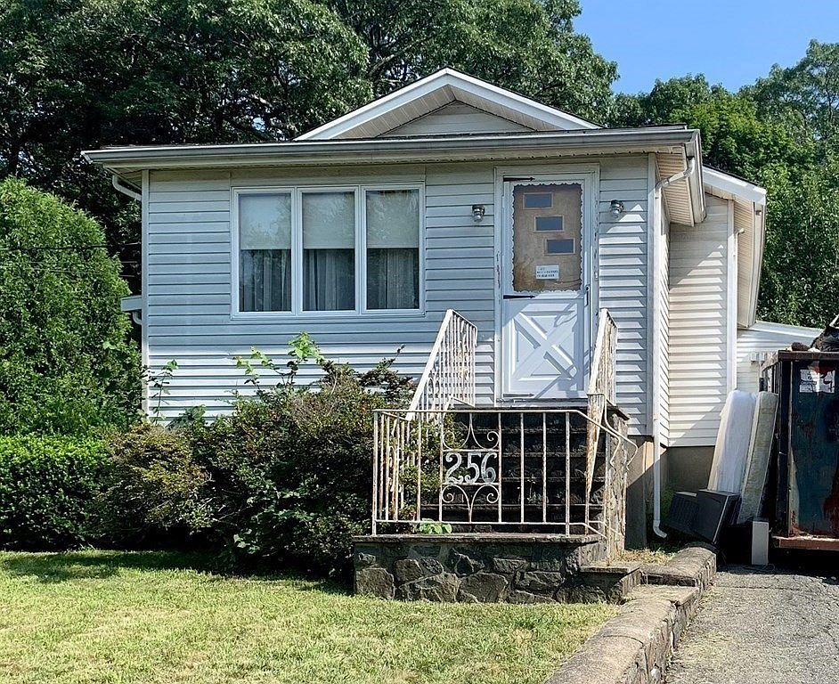 256 Parkland Ave, Lynn, MA 01905 Zillow