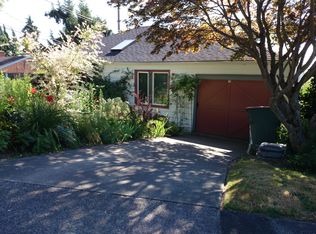 4002 24th Pl S, Seattle, WA 98108