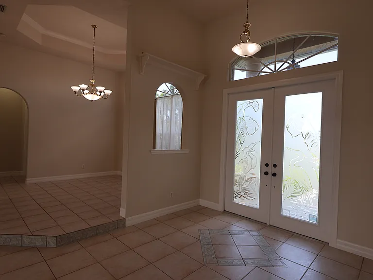 4905 Sands Blvd — Photo 4