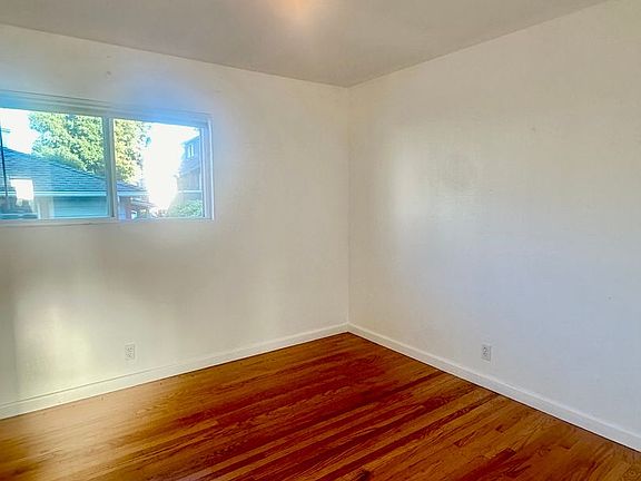 4th image of 2501 Grande Vista Ave #2505B