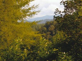 1796 Daxa Way, Sevierville, TN 37876